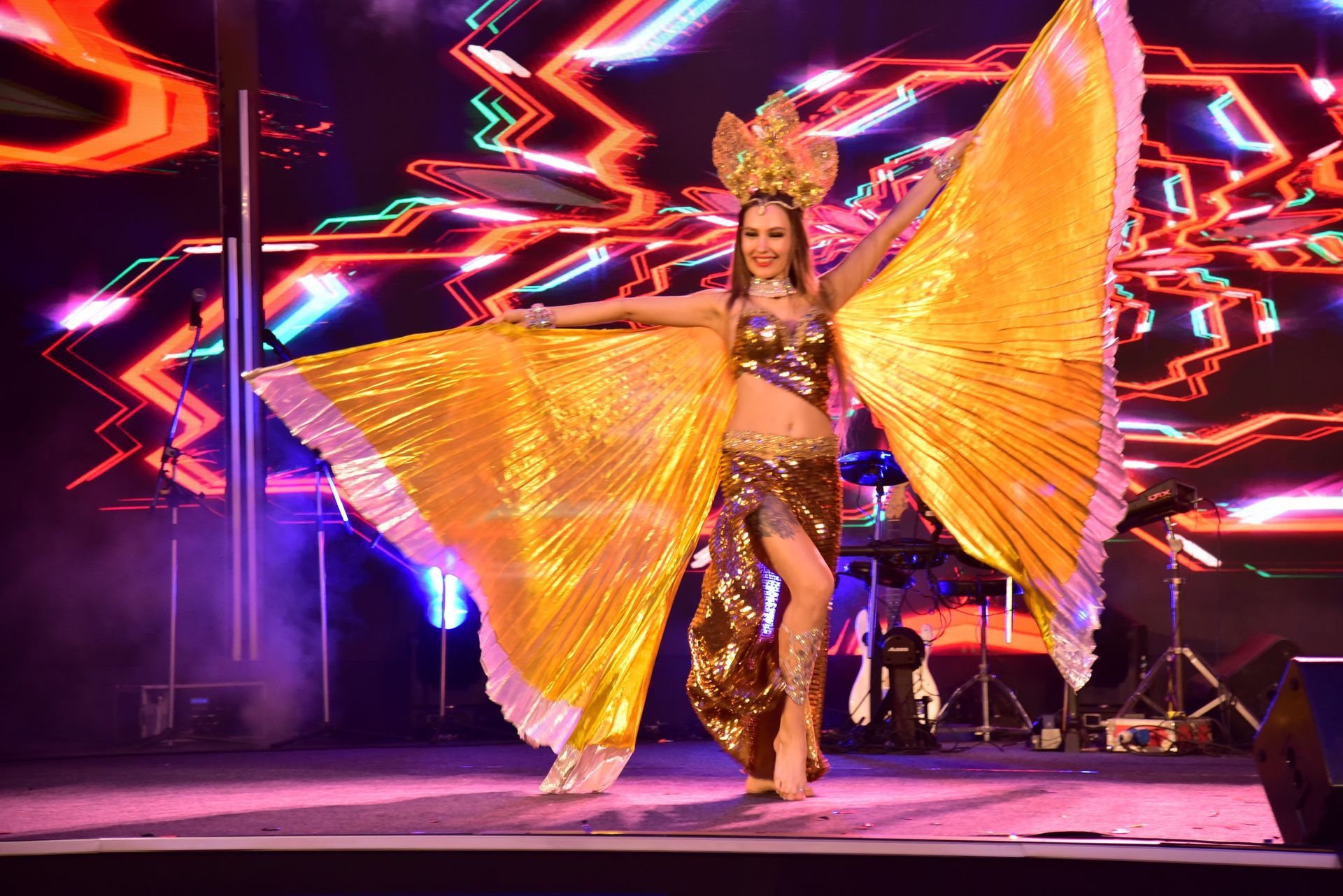 Entertainments01